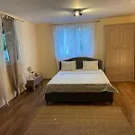 Дом отдыха Peaceful Summer House With Garden Near The Kabakum ,