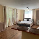 Peaceful Summer House With Garden Near The Kabakum ,