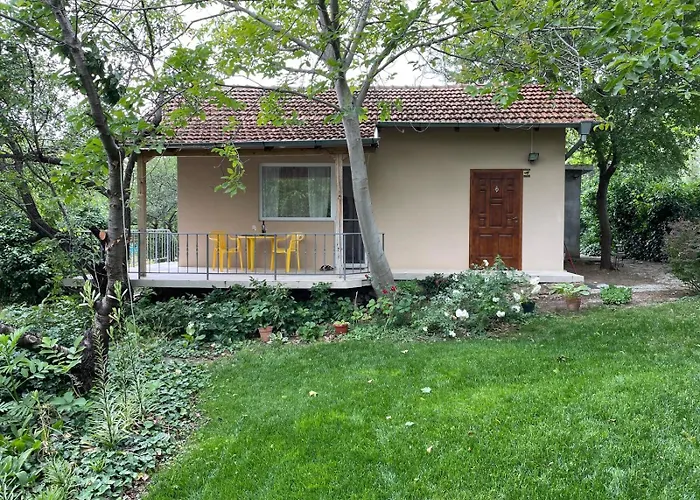 Prázdninový dům A Charming And Peaceful Summer 400m From The Sea Varna