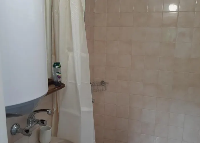 A Charming And Peaceful Summer 400m From The Sea Varna