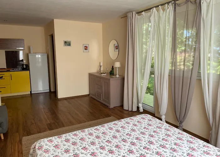 بيت للعطل A Charming And Peaceful Summer 400m From The Sea