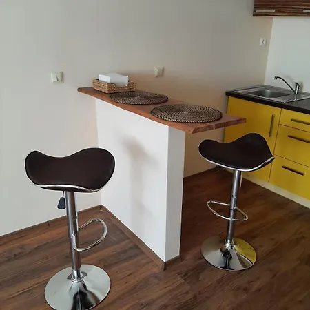 Nyaraló A Charming And Peaceful Summer 400m From The Sea Várna